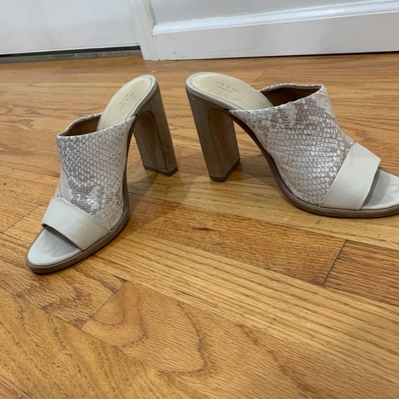 Rag & Bone Tristan Snake Print Mule Sandal Shoe Sz 9.5 White Python Leather 39.5 - Picture 11 of 16